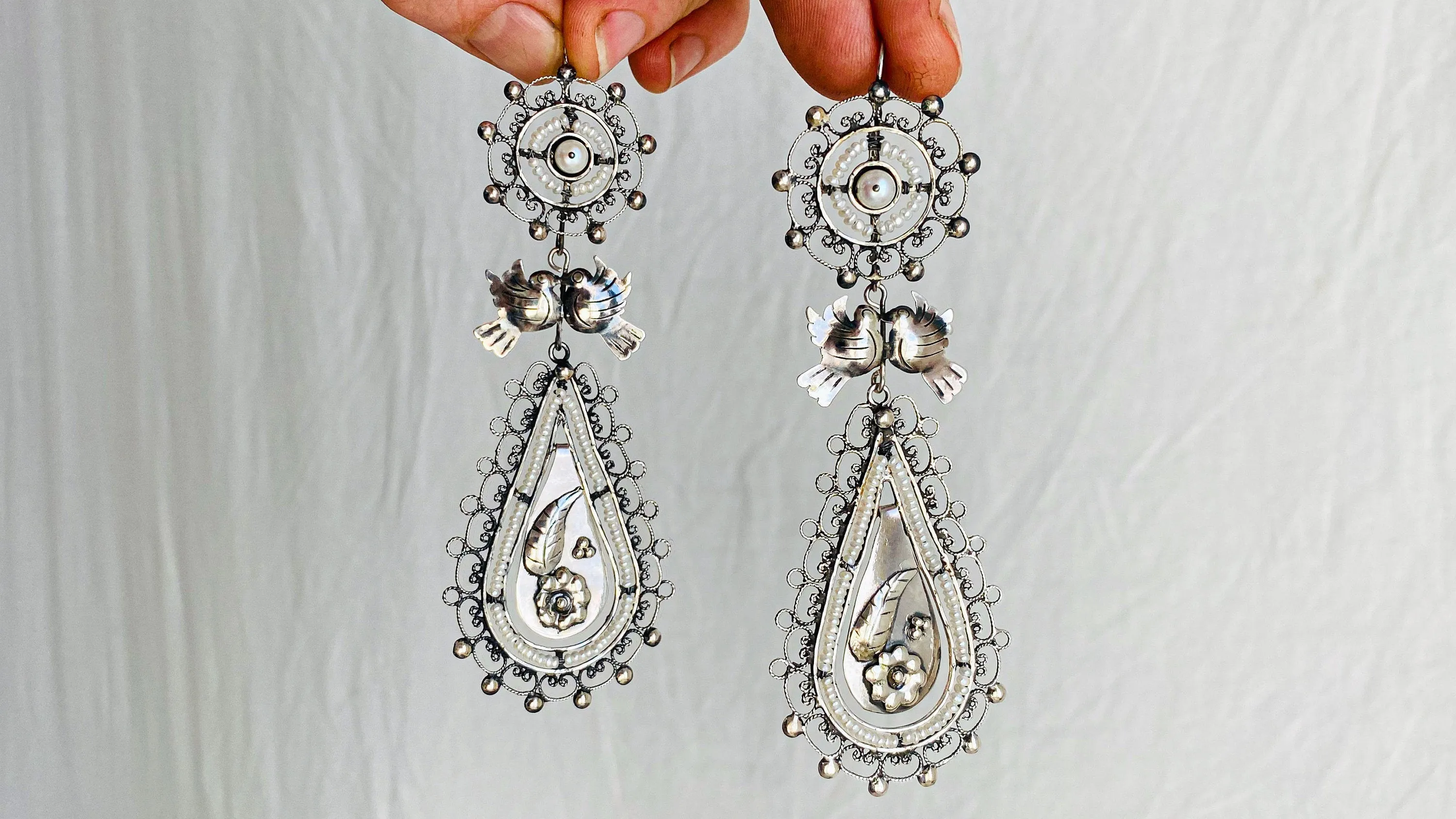 Taxco Filigree Earrings. Sterling Silver & Pearl. Mexico. Frida Kahlo