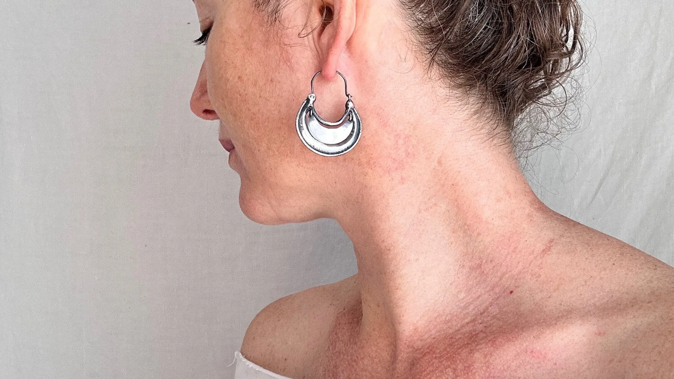 Vtg Oaxacan Hoop Earrings. Media Luna. Sterling Silver. Mexico. Frida Kahlo 1305